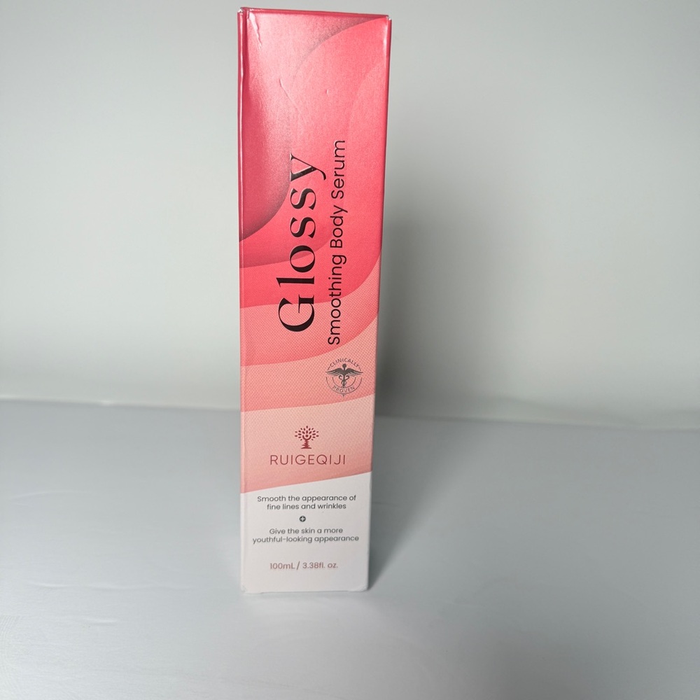 Glossy Smoothing Body Serum - Pink